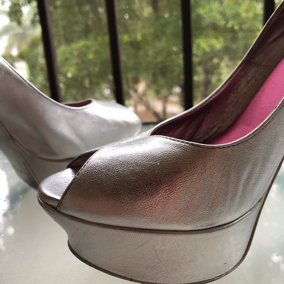 Bell heel silver pumps st. Laurent in great shape - Picture 3 of 6